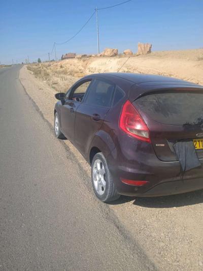 فورد فيستا - Thumbnail 4