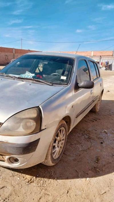 clio dabana - Thumbnail 3