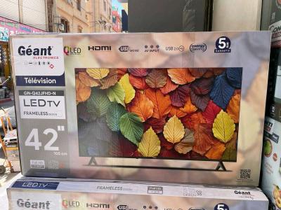 Tv gant 42p simple - Alger Centre, Alger