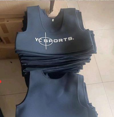 قميص داخلي حراري رياضي لشد الصدر - Thumbnail 5