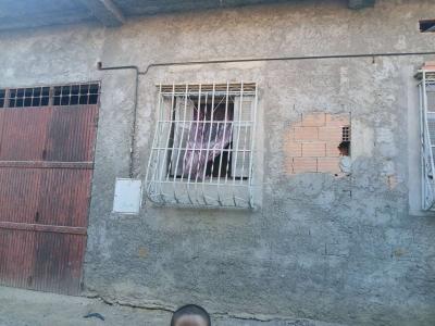 منزل ارضي مقسوم على قسمين - Thumbnail 2