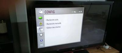 tlviseur LG 3D 42 pouces - Thumbnail 4