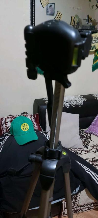 tri pieds pour camera - Thumbnail 3