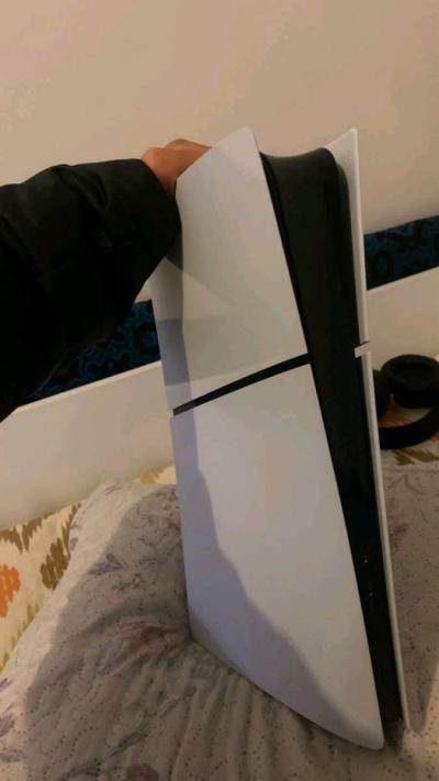 بلاي ستيشن 5 جديد - Thumbnail 2