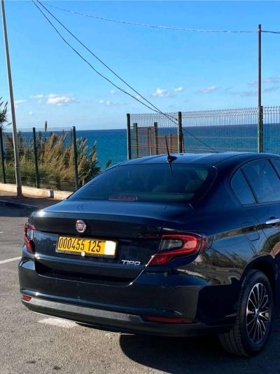 فيات سيتي 2025 ماشية 17000 - Thumbnail 3