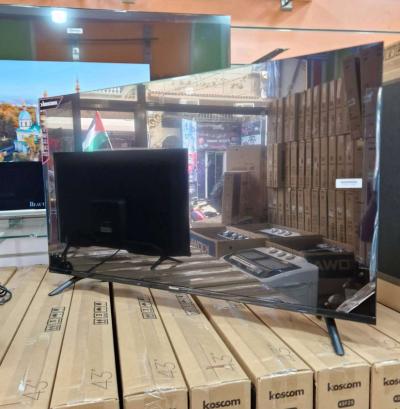 Tv Koscom 43 pouce smart - Thumbnail 3
