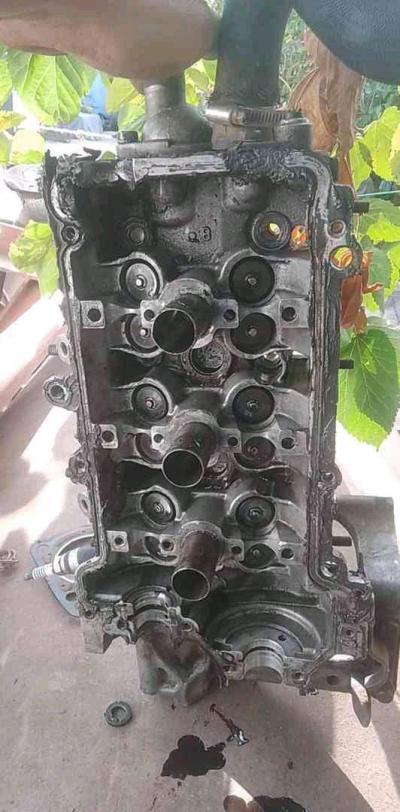 قطع غيار محرك شراد إصلية مستعملةpompe a lhuile pompe a eau - Thumbnail 2