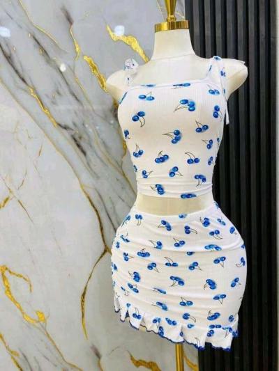 ملابس نسائية - Thumbnail 2