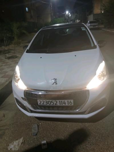 208 hdi - Thumbnail 5