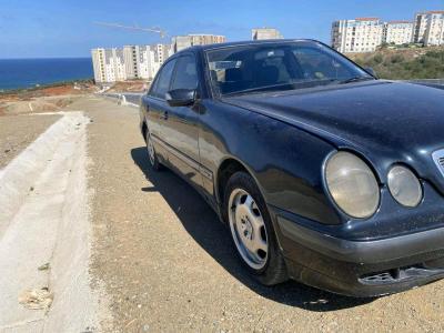 mercedes - Thumbnail 2