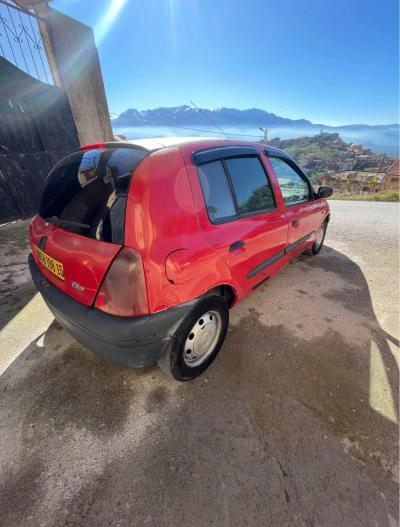 clio 2 debza - Thumbnail 2