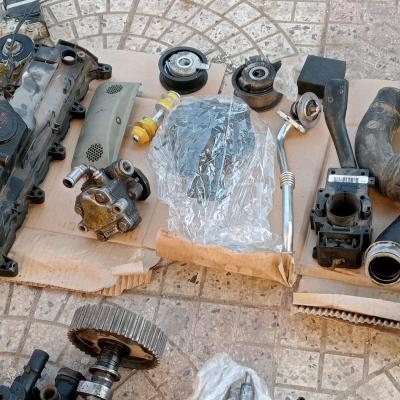 قطع غيار سيارة  قولف4 ورونو