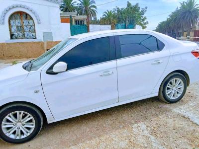 سيارة من نوعpegout موديل301 - Thumbnail 3