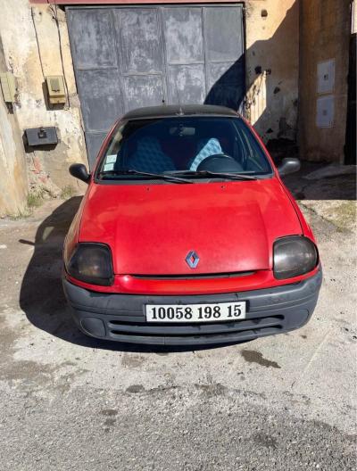 clio 2 debza