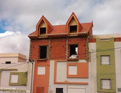 تركيب القرميد والهياكل الخشبية - Thumbnail 2