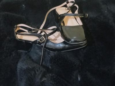 حذاء جميل - Thumbnail 4