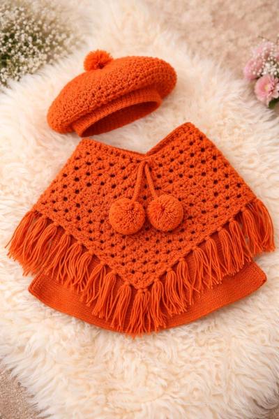 ملابس أطفال يدوية  بونشو وبيريه برتقالي - Thumbnail 2