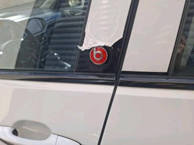 t cross - Thumbnail 3