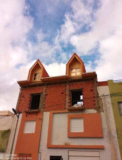 تركيب القرميد والهياكل الخشبية - Thumbnail 3