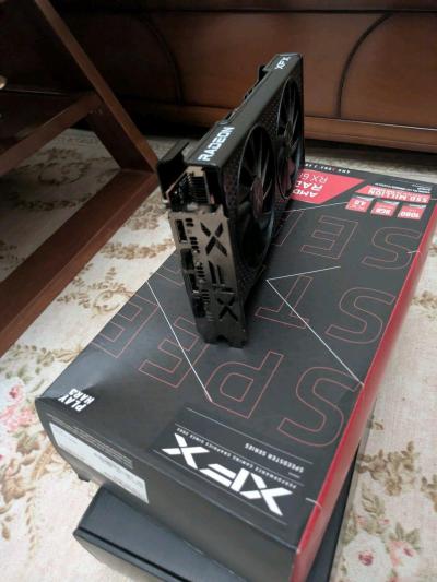 AMD Radeon RX 6600 - Thumbnail 3