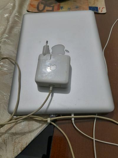 macbook pro - Thumbnail 4