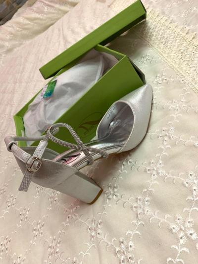 بليدة حذاء للبيع