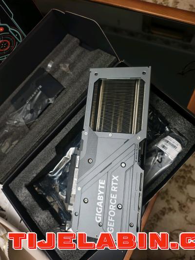 Rtx 4070 super oc - Thumbnail 2