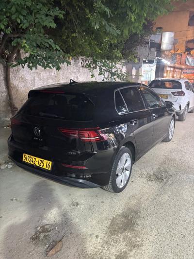 Volkswagen golf 8 TDI - Thumbnail 2