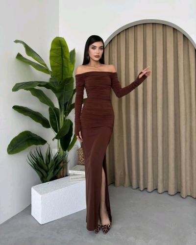 une trs belle robe de soire