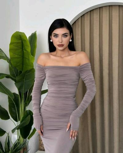 une trs belle robe de soire - Thumbnail 9