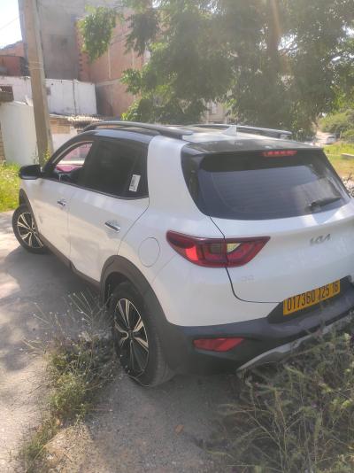 Kia x1 essence anne 2025