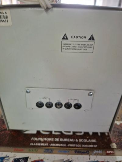 stabilisateur ANDELLI 10KVA - Thumbnail 2